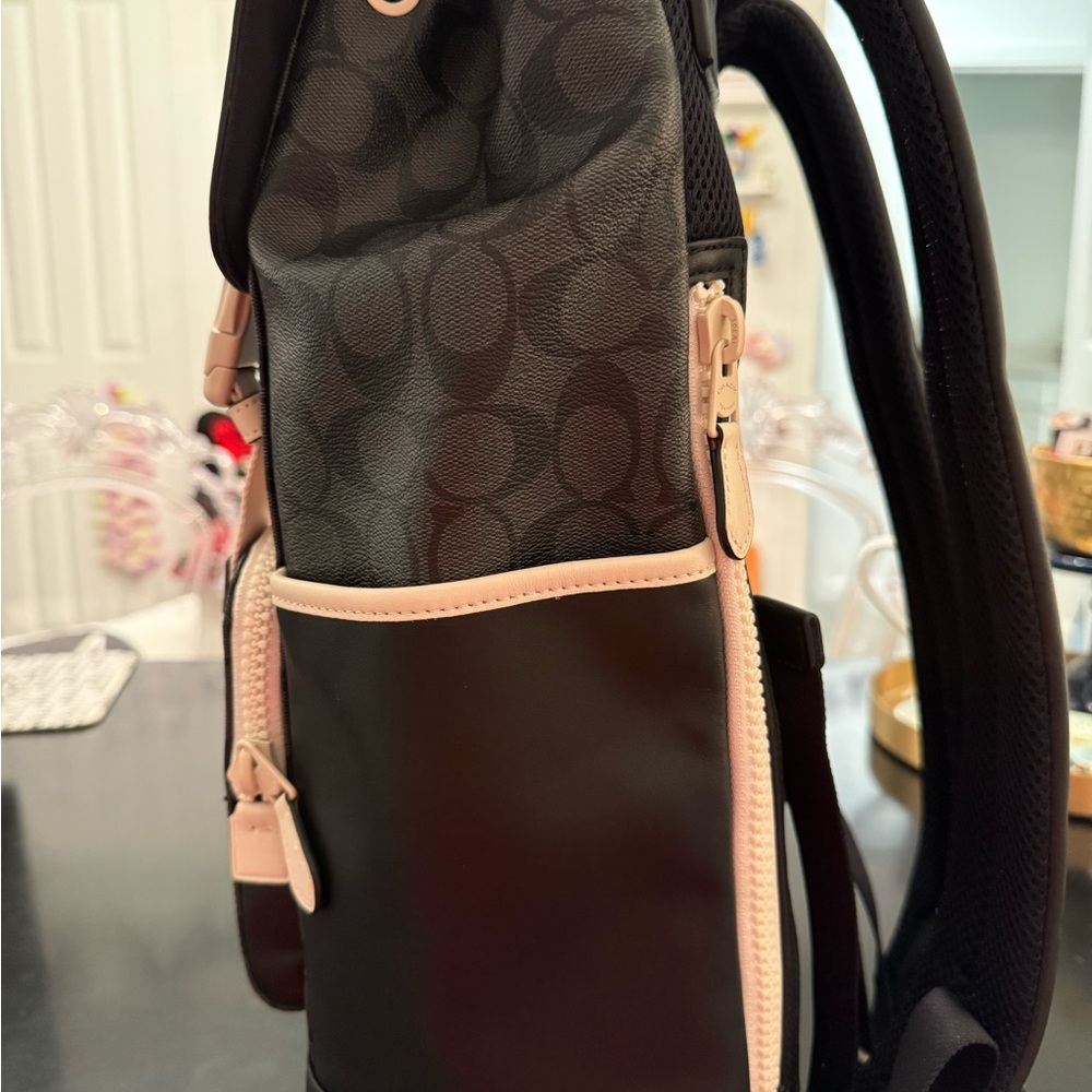 Coach Signature Black and Tan Men's Backpack - Picture 5 of 9